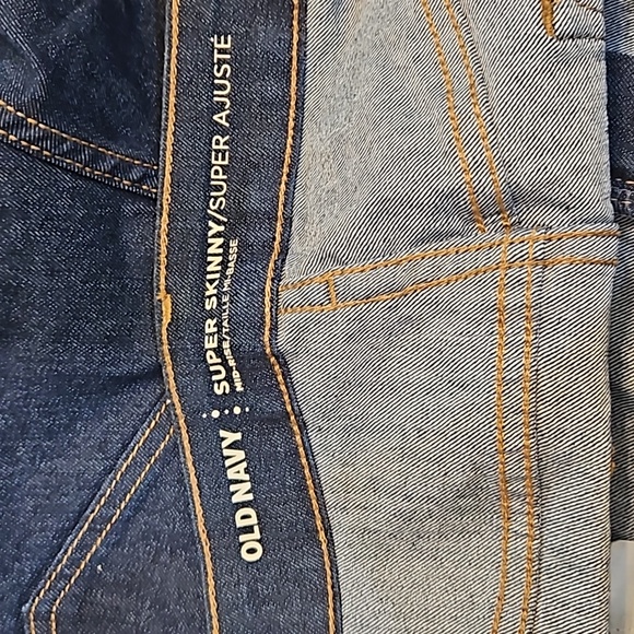 Old Navy | Dark Wash Super Skinny Jeans | Size 18 - Picture 4 of 5